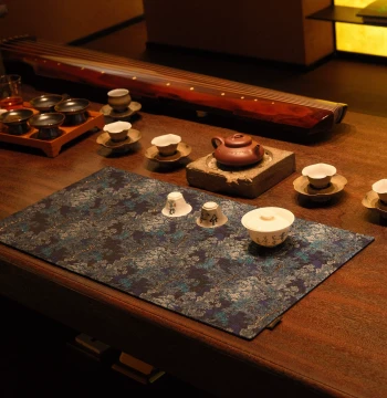 Qingshan Handmade Tea Mat Cedar Dry Brewing Pad Absorbent Tea Mat with Embossed Texture Brocade Chinese Style Light Luxury