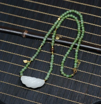 Spring Banquet. Hetian Jasper 4mm Qinghai White Jade Croissant Smile Necklace Three-Loop Bracelet B422