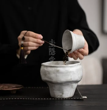 Gui Yin Tang Fen Yin Rough Pottery Jian Shui (Water Washer); Home Retro Tea Waste Bin, Water Cup, Tea Washer, Flower Pot, and Water Holder for Arrangements