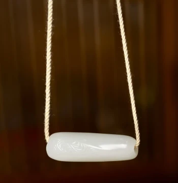 White Jade Seed Material Lezi Pendant - Xinjiang Hetian Jade, 16g, 43*13.5mm, Suzhou Craftsmanship, Flawless