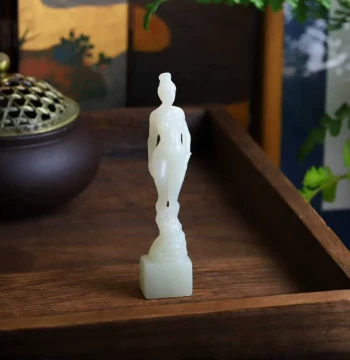 Natural Xinjiang Hetian Jade Factory Store, Russian Material Aged Jade, Nobleman and Beauty Seal Hand-Held Piece with Certificate
