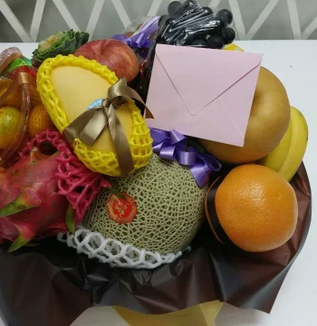 Korea Fruit and Flower Basket Mid-Autumn Gift for Clients Elders Visit Fruit Basket International Delivery Seoul Busan Korea