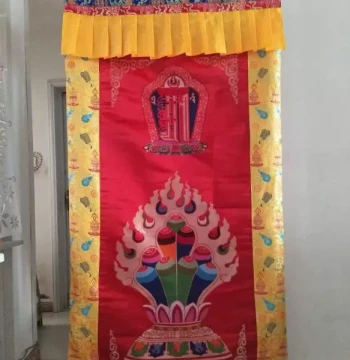 Premium Tibetan Style Door Curtain, Tenfold Freedom, Red Mani Jewel Flame Pattern, 2×1 Meters