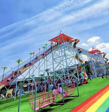 Large Outdoor Non-Powered Parent-Child Amusement Park, Viral Sky Walkway, Scenic Glass Bridge Climbing Combination 'Reach the Peak'