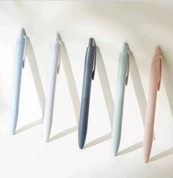 New Japan uni Mitsubishi JETSTREAM LITE Low-Viscosity Ultra-Smooth Ballpoint Pen, Soft New Colors, Feather-Light Retractable Click Pen 0.5mm