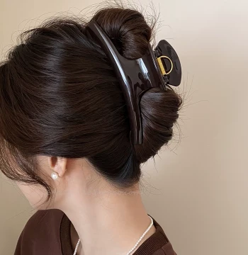 French Premium Style Extra-Large Curved Acrylic Hair Clip for Women, Versatile Basic Updo Claw Clip, Instagram-Style Shark Clip