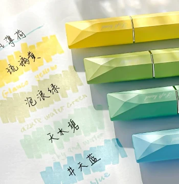 Prism Gradient! Xiao Mei Classmate High-Value Instagram Style Fluorescent Highlighters, Colorful Key Point Markers for Elementary, Junior High, and High School Students, Collin Non-Smudging