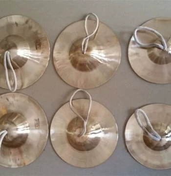 15cm-35cm Large Cymbals, 28cm-52cm Large Gongs, Resonant Copper Cymbals, Sichuan Style Cymbals, Gong Drum Cymbals, Waist Drum Cymbals, Cantonese Style Cymbals