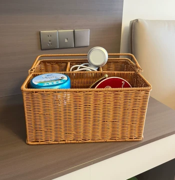 Plastic Handheld Rattan Weave Compartment Storage Basket, Outdoor Picnic Basket, Supermarket Shopping Handbasket, Tool Basket, Sundries Basket
