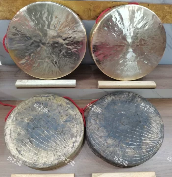 Custom Chaozhou Gong and Copper Dou Gong for Lion Dance: Traditional Folk Percussion Instrument, Hand-Held Gong, Folk Copper Golden Gong