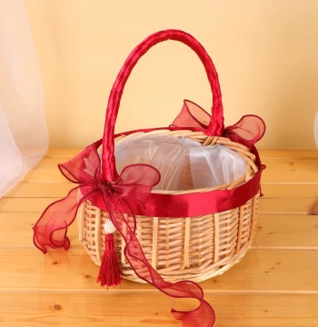 Red Straw Woven Handheld Flower Basket, Wedding Decoration, Rattan Woven with Bow and Tassel, Favor Gift Basket