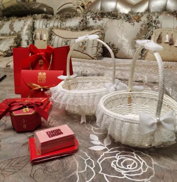 Handheld Rattan Woven Wedding Flower Girl Bridesmaid Flower Scattering Basket Easter Candy Basket Christmas Eve Christmas Basket Dance Flower Basket