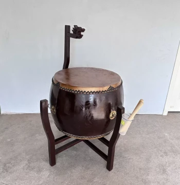 Temple Drum Made of Toona Wood with Yellow Cowhide, Bell and Drum Ritual Implements for Daoist Ceremonies, Solid Wood Drum Stand, Sutra Chanting Drum, Buddhist Supplies