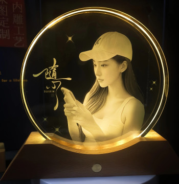Custom Crystal Glass Photo with Internal Laser Engraving: Personalized Gift for Birthdays and Valentine's Day