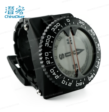 Diving Compass Underwater Luminous Guide Watch Liquid-Filled Compass Direction Meter Wrist Mount Clip Professional Gear