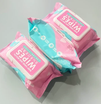 Wet Wipes 80-Pack with Lid Portable for Outdoor Travel