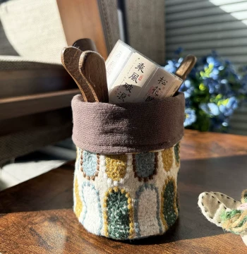 Fengwai Original Handmade Late Summer Embroidered Cotton Linen Pen Holder Gentle and Simple Companion Stationery Storage Basket Organizer