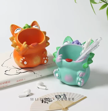 Yuli Fengwu | Yunnan Intangible Cultural Heritage Wa Cat Pencil Holder Creative Cartoon Office Study Desktop Ornament Student Gift