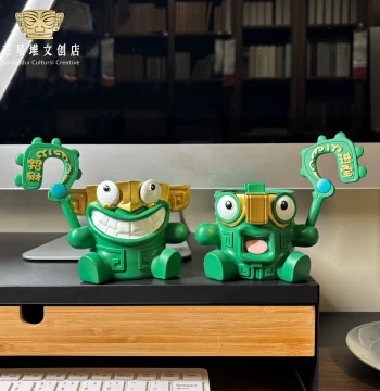 Sanxingdui Cultural Creative Boundary Beast Pen Holder, Creative Office Desktop Decor Ornament, Storage Cylinder, Sichuan Souvenir