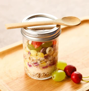 Overnight Oats Glass Cup - American Style Breakfast Jar for Yogurt, Nuts, and Salad, Mason Jar with Lid, Spoon, and Seal for Portability