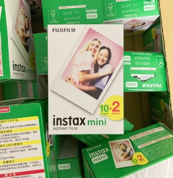 Fujifilm mini12 Instant Film Compatible with mini7/SE/9/11/40/90 Universal Mini 3-inch Photo Paper