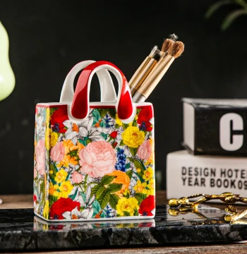 Huayuan Vintage Style Ceramic Pencil Holder and Decorative Desktop Vase