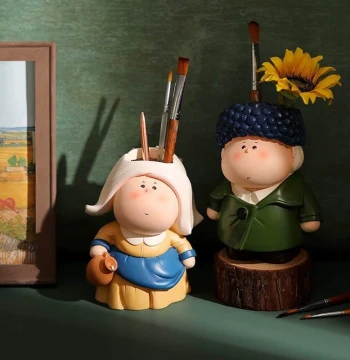 Creative 'Great Artist' Pen Holder: Multi-Functional Desk Organizer, Flower Vase, and Decor for Office or Study