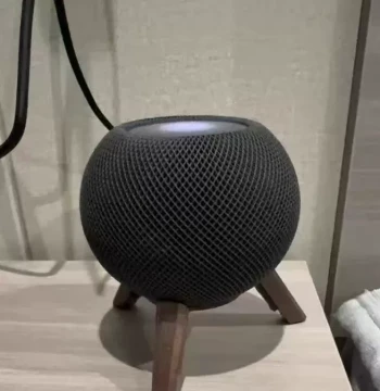 Solid Stand for HomePod Mini Apple Speaker Stand Wooden Base Desktop Non-Slip