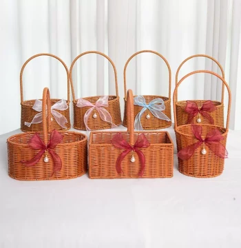 Imitation Rattan Handwoven Flower Basket for Floral Arrangement, Fresh Flower Basket, Pastoral Style for Wedding Photo Props, Handheld Basket