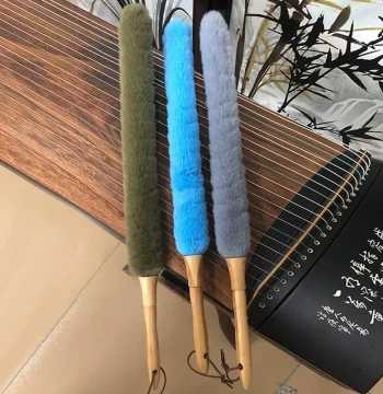 Ergonomic Guzheng Cleaning Brush - Durable Soft Bristle Tool for Dust Removal