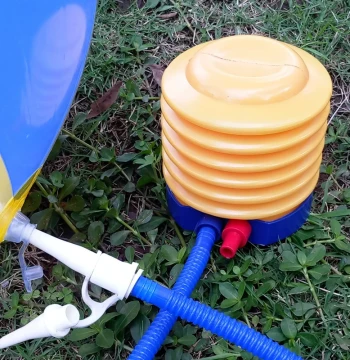 Foot Pump for Inflatable Rings, Arm Floats, Neck Rings, Life Rings, Air Pump for Small Pools and Bathtubs, Dual-Use Foot Pedal for Inflation and Deflation