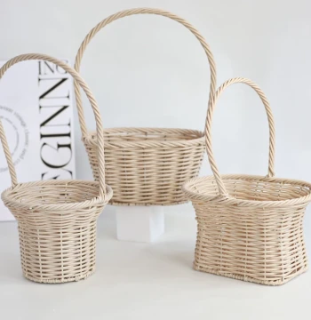 Mother's Day Fashion Korean-Style Flower Basket, Beige Rattan Handwoven Basket for Fresh Flowers and Fruits, Floral Design Class, Florist Supply