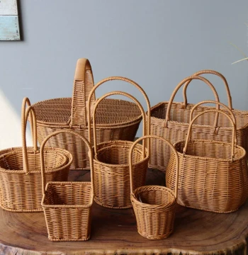 Pastoral Style Rattan Handbag Basket, Plastic Imitation Rattan Hand-Woven Flower Basket, Picnic Tote