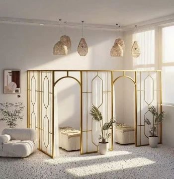 Modern Lightweight Iron Art Room Divider Screen for Beauty Salons, Living Rooms, and Wellness Centers - Customizable