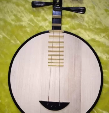 Chaozhou Instrument - Premium Heavy-Wood Seven-Tune Yueqin with Bag, New Store Opening Discount