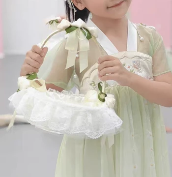 Bowknot Lace Small Flower Basket for Flower Girls, Dance, Ballet Performance Props, Wedding Flower Child Petal Tossing Handheld Basket