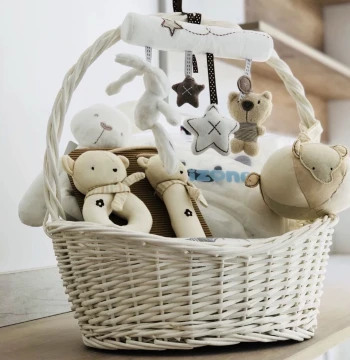 Handheld Picnic Fruit Extra Large Floral Woven Rattan Willow Storage Basket Fresh Dried Flowers Christmas White Flower Arrangement