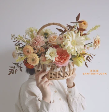 Flower Basket Decor Rattan Woven Picnic Handheld Dried Fresh Flower Arrangement Basket Ornament Artificial Flower Pot Princess Photo Prop Basket