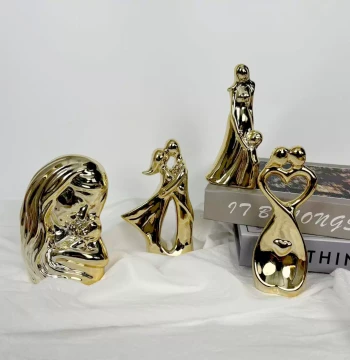 IN Creative Ceramic Figurines - Decorative Ornaments for Living Room TV Cabinets and Showrooms