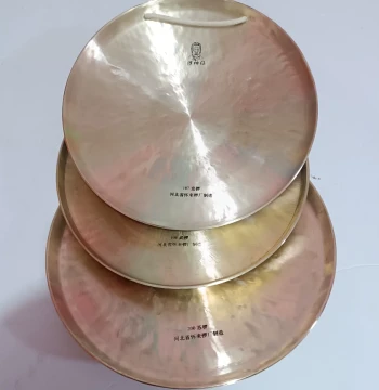 Hebei Huailai Gong Factory Professional Brass Hand Gongs - Su Gong, Beijing Gong, and Tiger-Tone Gongs in Various Sizes and Pitches