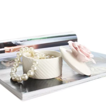 Creative Ceramic Craft Jewelry Box and Candle Aromatherapy Jar with Hand-Sculpted Flowers for Home and Weddings