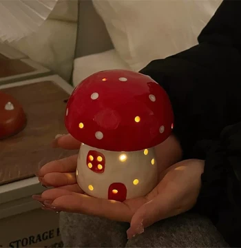 Creative Mushroom Night Light, Bedroom Bedside Lamp, Nordic Style Internet-Famous Dreamy Ceramic Lamp, Birthday Gift
