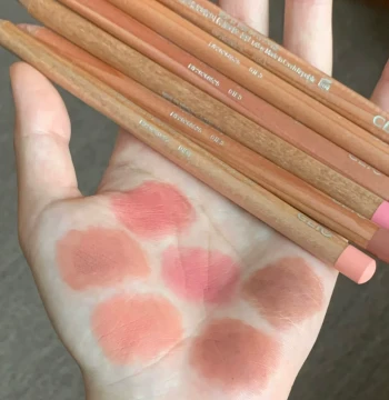 Korea CLIO Happyrim Collaboration Lip Liner, Waterproof Nude Shade for Natural Lip Plumping and Shaping