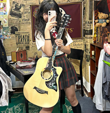 38-Inch Beginner Guitar, 41-Inch Acoustic Folk Wood Guitar for Men, Women, Adults, and Students
