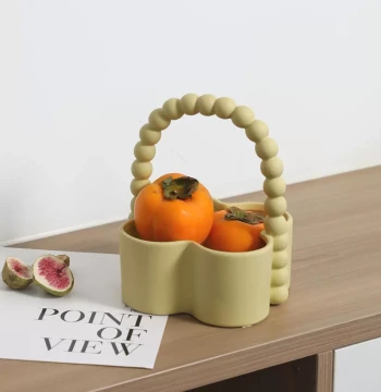Cream Style Handheld Ceramic Fruit Basket for Home Living Room Snack Candy Storage Plate Creative Decor