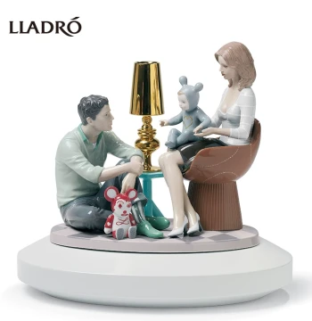 LLADRO Harmony Family Scene Porcelain Figurine European Home Decor Ornament Housewarming Gift