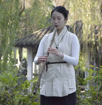 Shu Houhuai Aged Purple Bamboo Xiao Flute, Professional Performance Instrument, Handcrafted Single-Section Exam-Grade Long Xiao