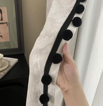 Black Pom-Pom Trim with Standing Edge Balls for Curtain Decoration, Tassel and Velvet Ball Embellishment