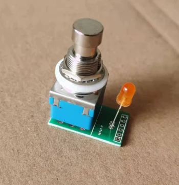 Effect Pedal Footswitch Adapter Board with 3PDT Switch and LED – Includes Wiring Diagram and Pin Layout (Excluding Wiring Instructions)