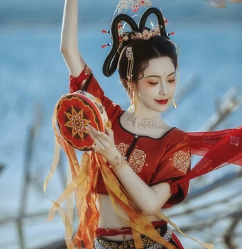 Dunhuang Apsaras Hand Drum Ancient Style Prop Tambourine Hanfu Children's Photo Prop Ribbon Drum Tang Drum Dance Instrument